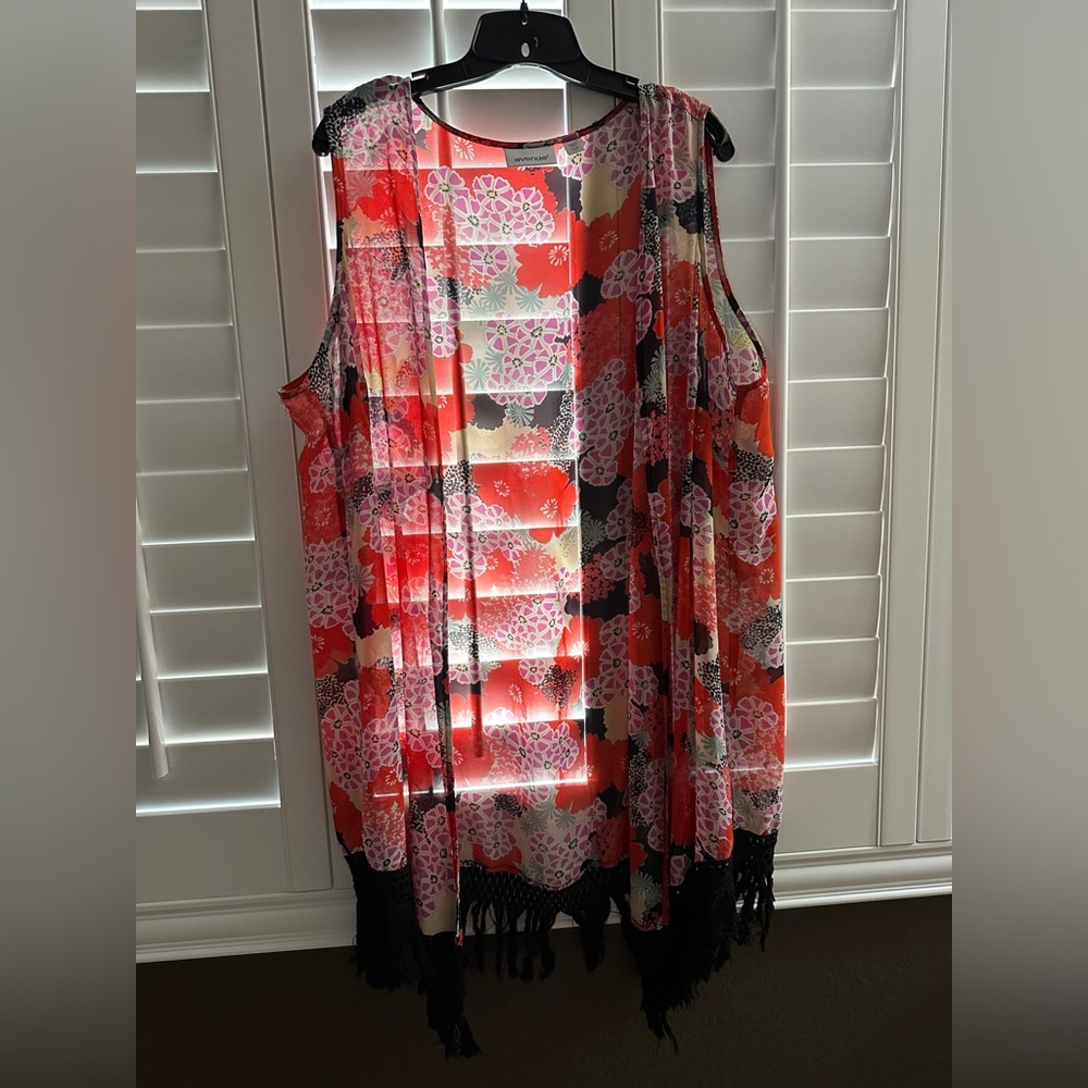 Avenue tank cover up 22/24 floral with black fringe